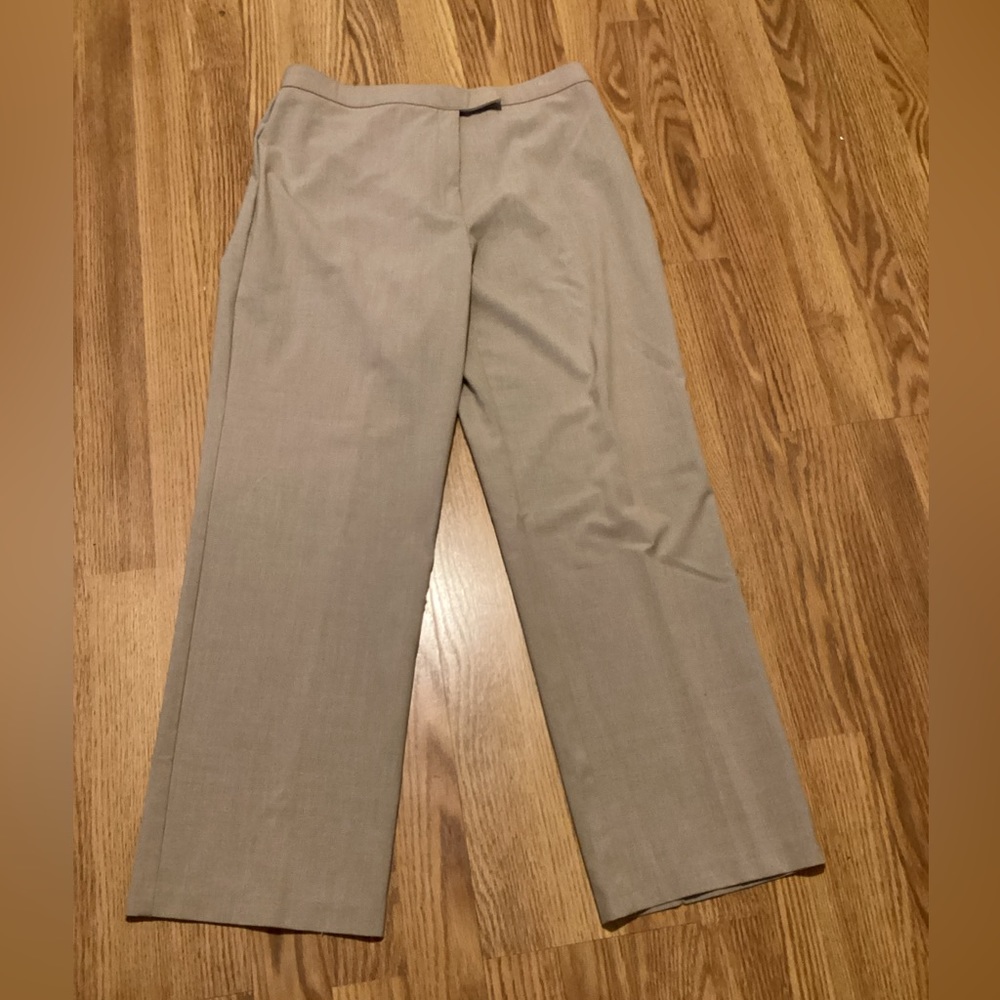 Women’s dress pants brand Sagharbor size 12P color beige straight